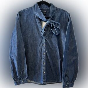 NWOT J.Crew Factory Women’s L Medium Blue Denim Shirt Button Down Pussybow Neck